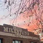 Milestone1915 Hotel *