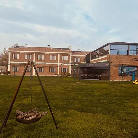 Milestone1915 מלון