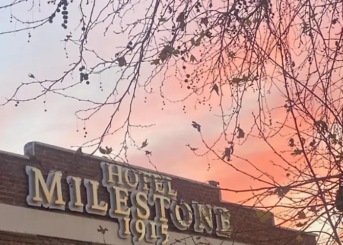 Milestone1915 ホテル *